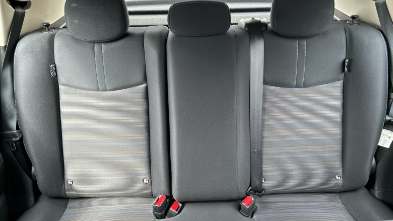 Nissan LEAF 110kW Acenta 40kWh 5dr Auto [6.6kw Charger] Electric Hatchback